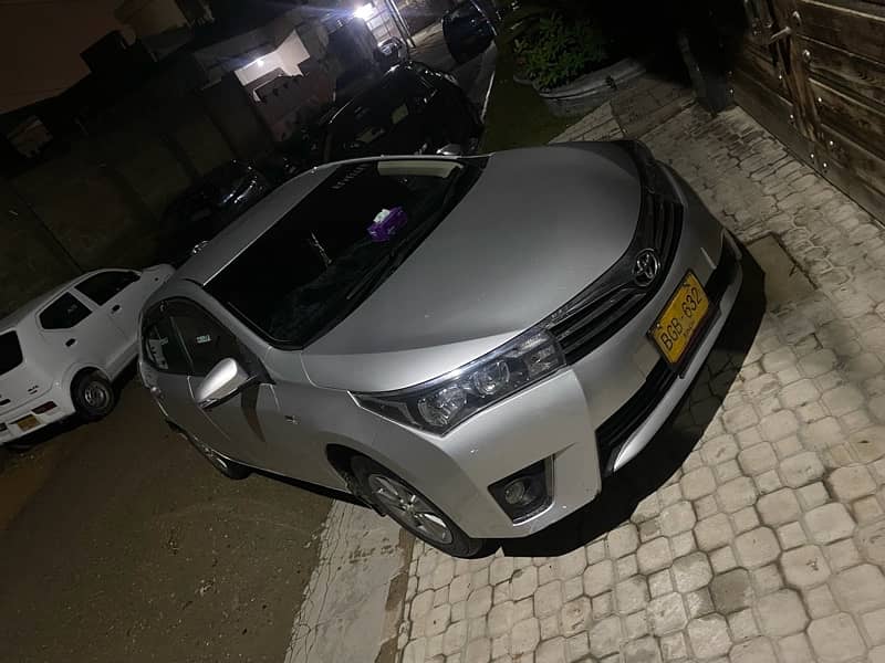 Toyota Corolla Altis 2016 3