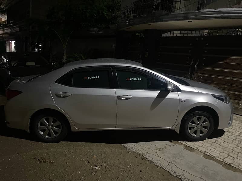 Toyota Corolla Altis 2016 4