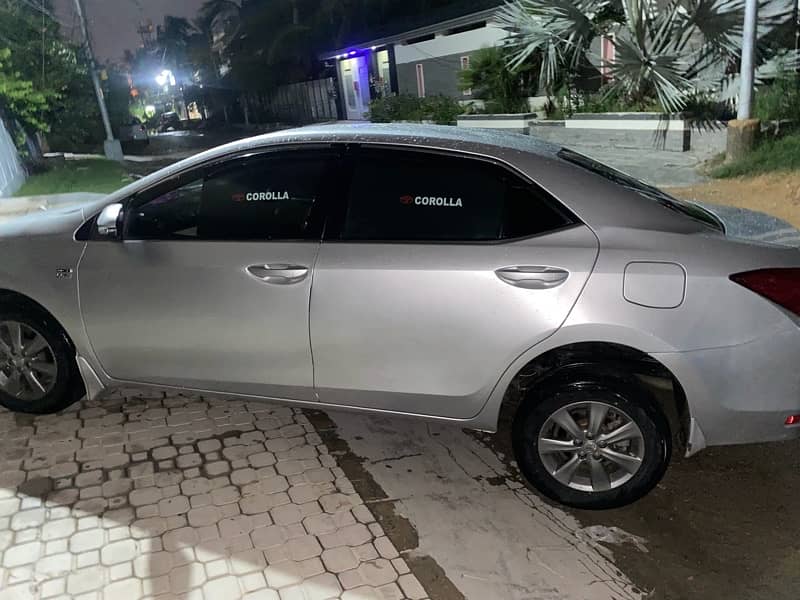 Toyota Corolla Altis 2016 5