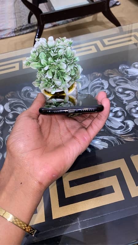 I phone Xs max Factory unlock _ 2