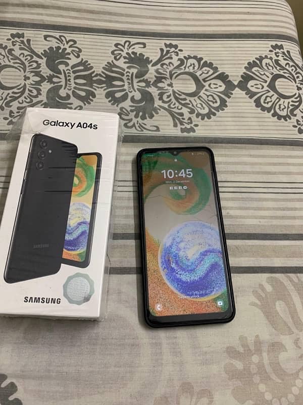 Samsung Galaxy A04s with box 2