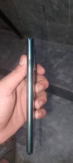 ONE PLUS 8 12GBRAM