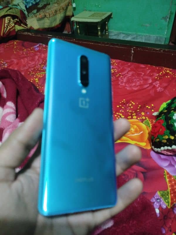 One plus 8 ram 8+4/128 gb ma ha 10/10 ha no open no rapair 4