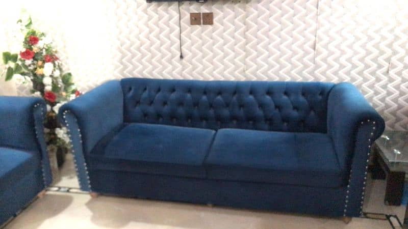 1 year used 5 seater soya like new brand 2