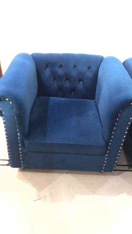 1 year used 5 seater soya like new brand 3