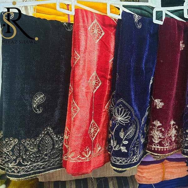 Ladies Velvet Shawls 0