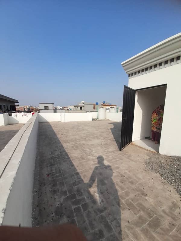 10 Marla double storey House for rent Shalimar colony Multan 5