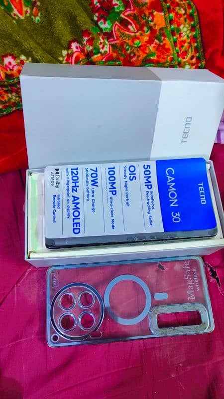 Tecno Camon 30 6