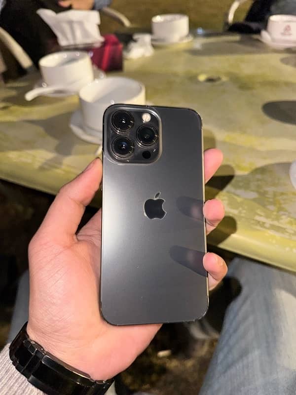 iphone 13 pro 2