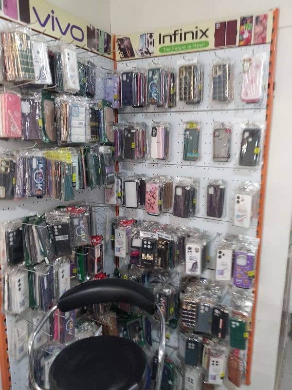 Mobile shop Main Thokar Raiwind Road 3