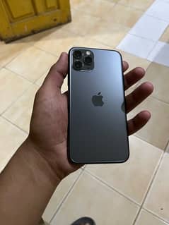 iphone 11 pro 256GB factory unlocked