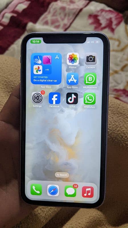 Iphone 11 non PTA only jezz sim working back crick 93 health 3