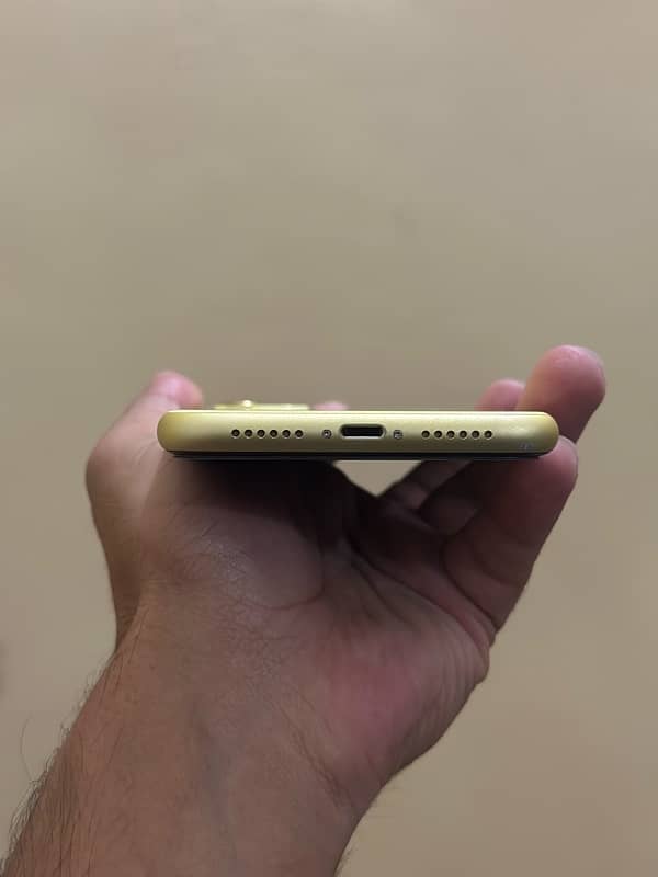 iPhone 11 128GB Dual Pta approved 3