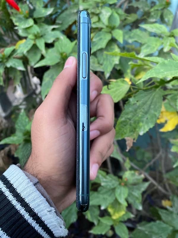 iphone 11 pro jv 4