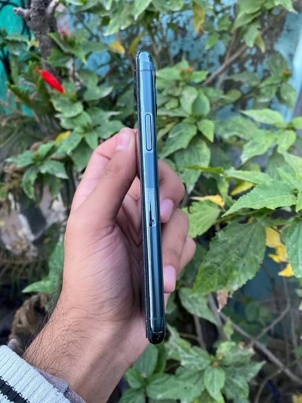 iphone 11 pro jv 8