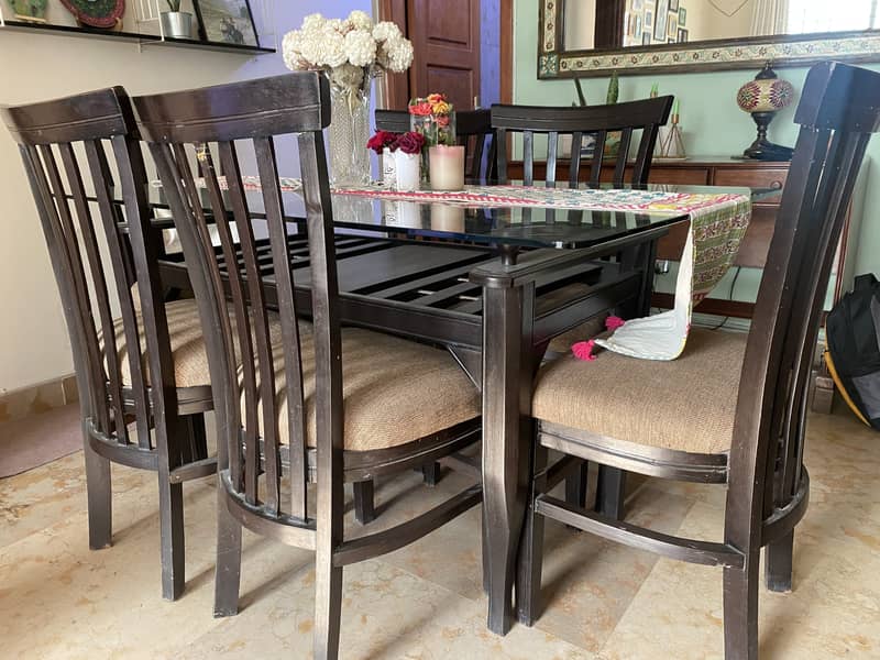 Dining table with 6 chairs 1