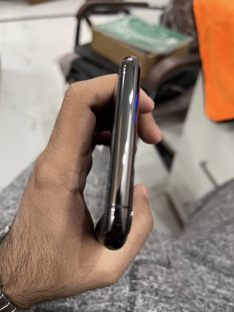 iPhone 11 Pro Max PTA Approved 64gb 1