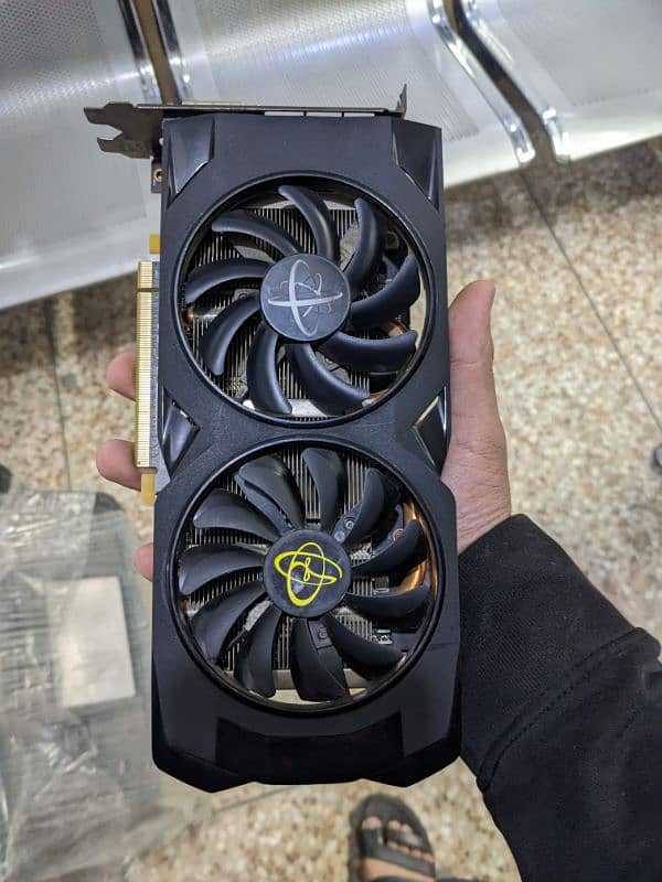 RADEON RX 570 3