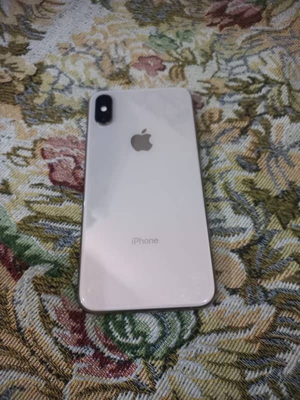 iPhone XS 64GB non PTA 3