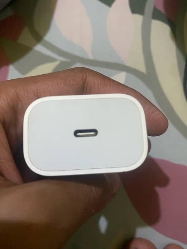 Iphone original charger 3