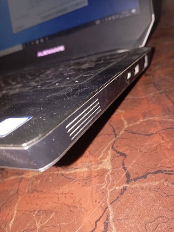 alienware 13 R2 5