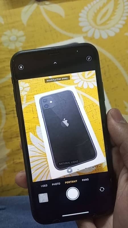 iphone 11 jv 64jb  black colour   scratch less 6