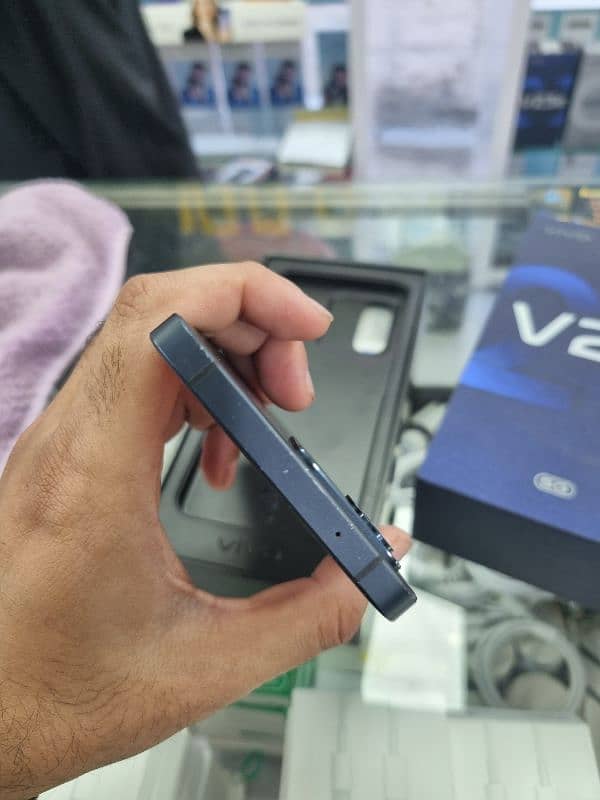 Vivo v23 5g complete box 13