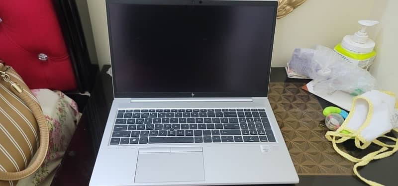 HP EliteBook 850 G7 i7-10th 4