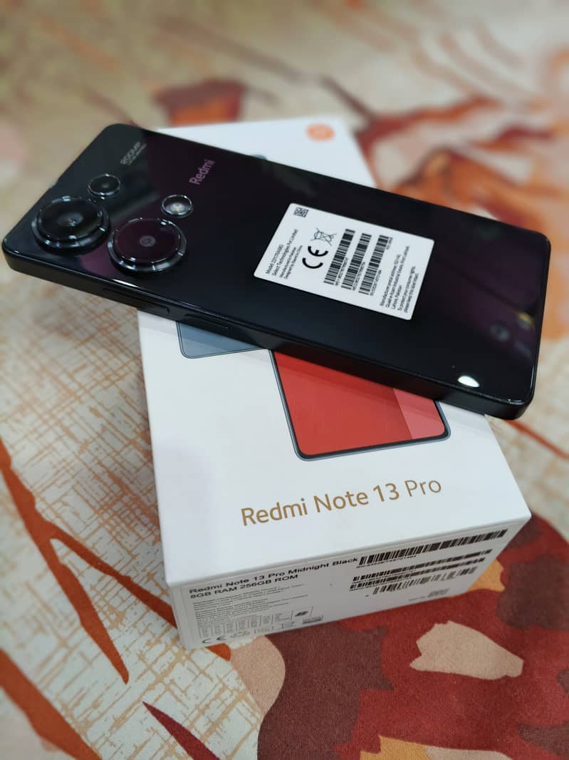 Redmi note 13 pro 8/256 box open 11 month worantyy contact 03161142266 2