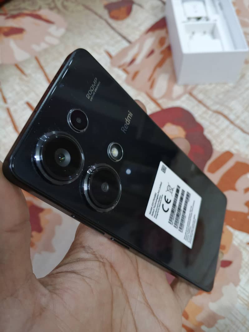 Redmi note 13 pro 8/256 box open 11 month worantyy contact 03161142266 5