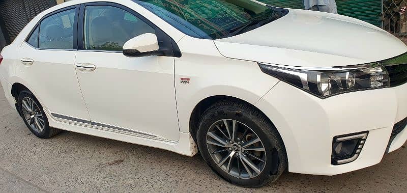 Toyota Altis Grande 2017 3