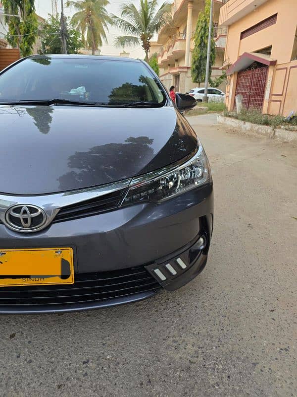 Toyota Corolla Altis 2017 4