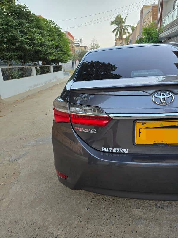 Toyota Corolla Altis 2017 9