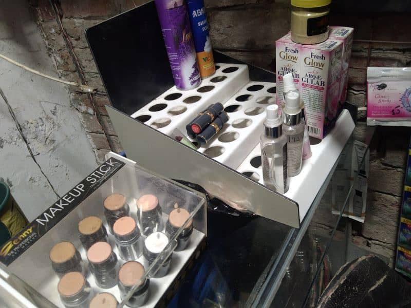 cosmetics shop 7