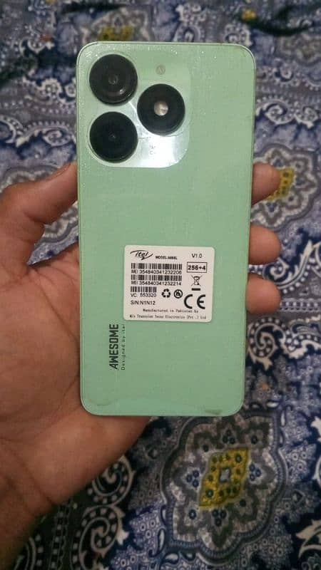 italmobile for sell 4+8gb ram 256gb room 5