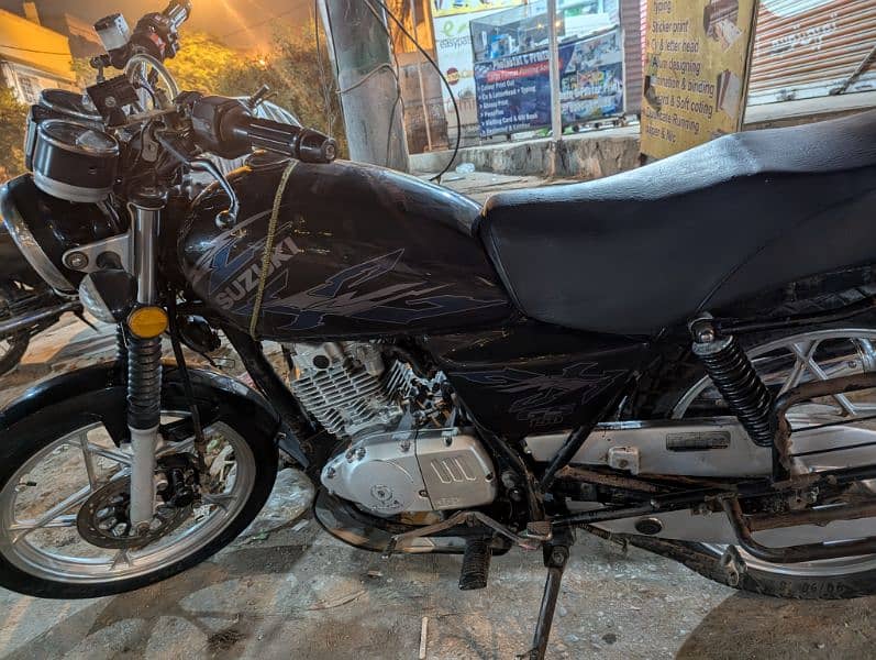 suzuki gs 150 se 0