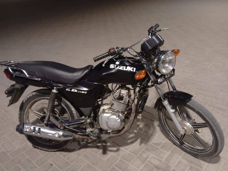 bike 10 by 9 acchi conditioner donon tyre new sirf Kapi hai baki ki 1