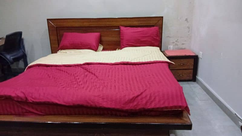 king size bed 3