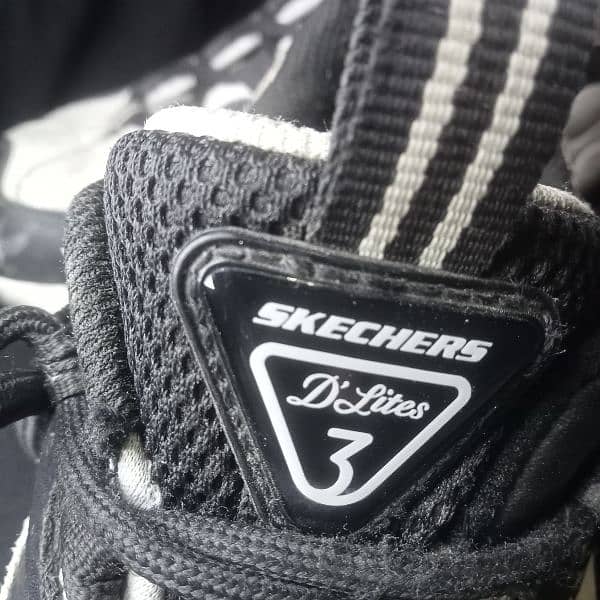 original SKECHERS 2