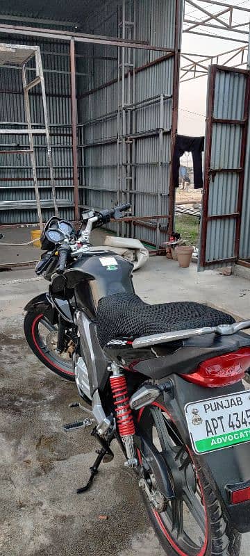 Suzuki GSX 125 (Company Maintained) 1