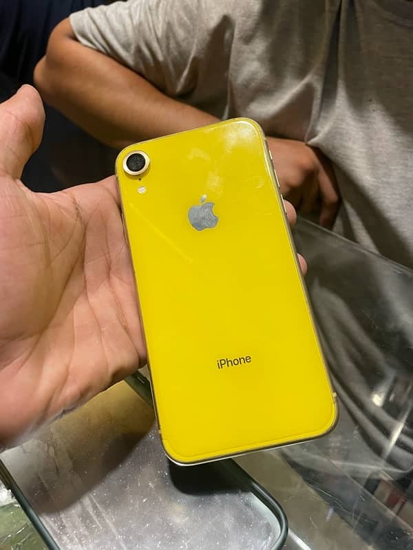 Iphone xr non pta jv 64 gb memory 9/10 condition 2