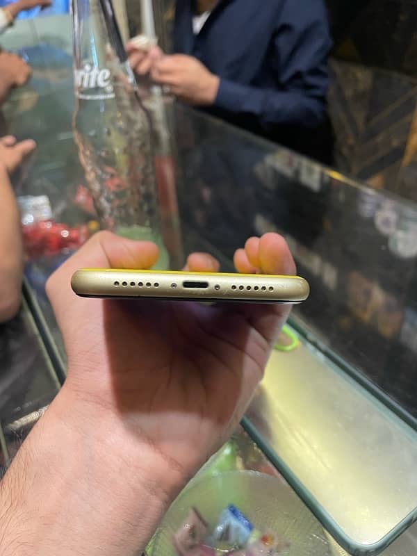 Iphone xr non pta jv 64 gb memory 9/10 condition 4