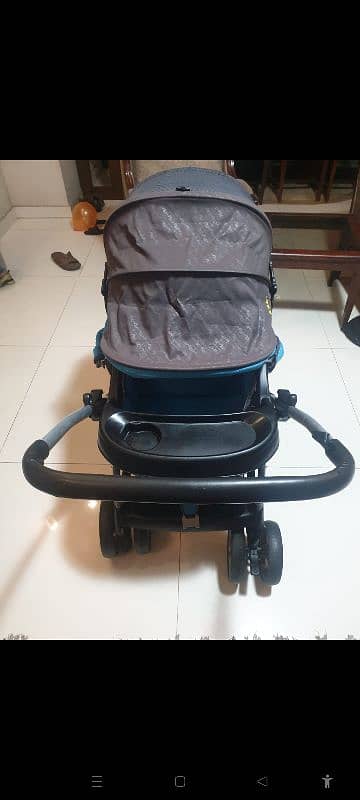 imported pram for sale in excellent condition 2