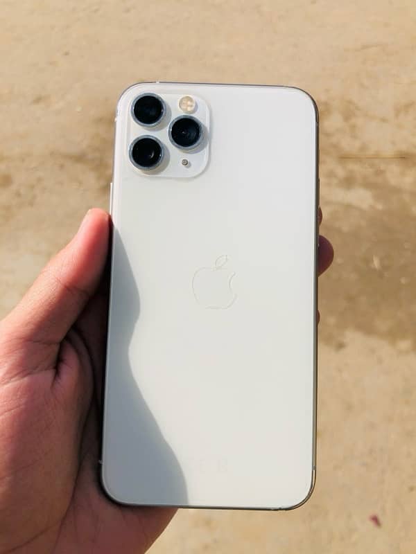 iPhone 11 Pro 0