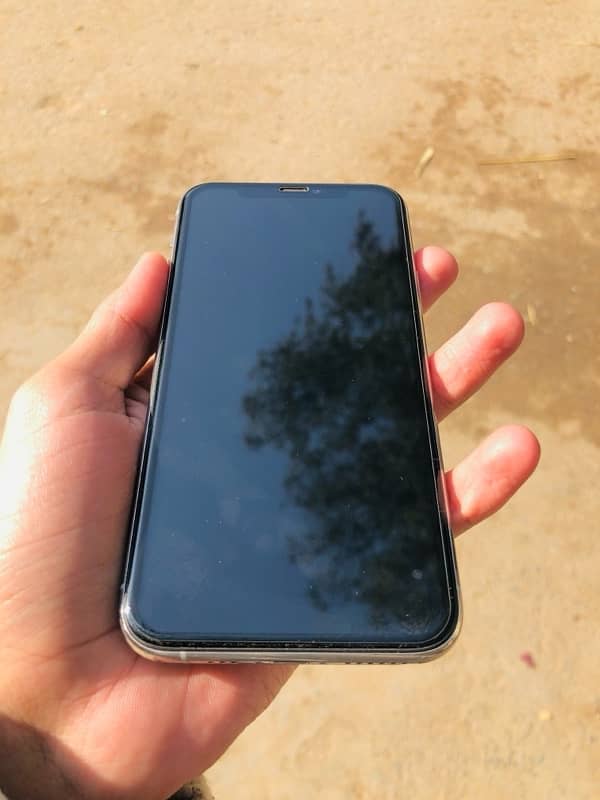 iPhone 11 Pro 3