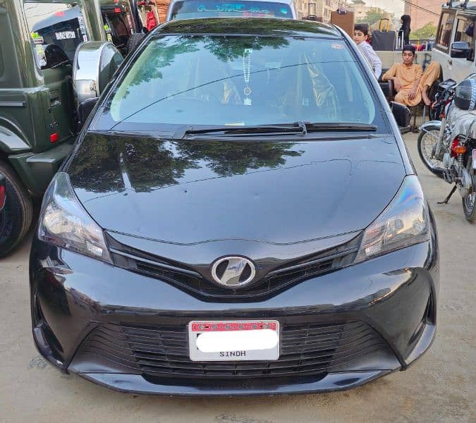 Toyota Vitz 2015 0