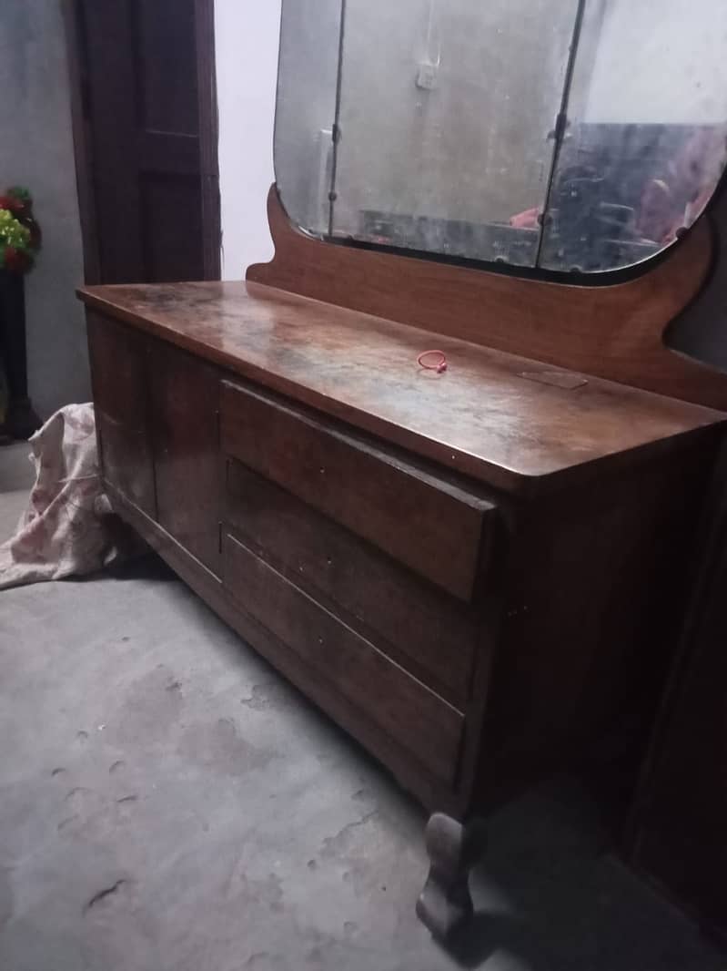 Solid wooden dressing table for sale 1