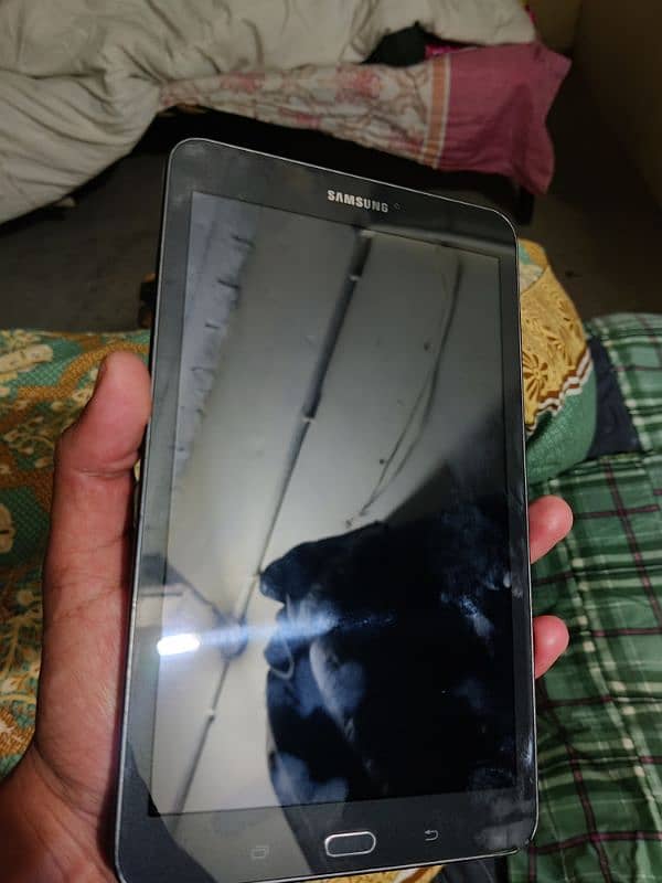 Samsung Tab E 32GB 1