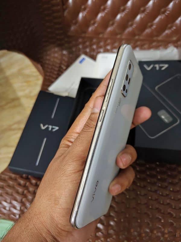 Vivo V17 (8gb 256gb) Complete Box 3