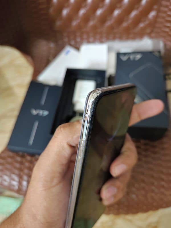 Vivo V17 (8gb 256gb) Complete Box 6